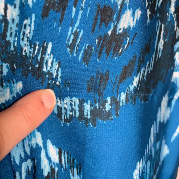 WHBM blue floral split sleeve asymmetrical hem dress NWOT size 22W - Picture 5 of 15